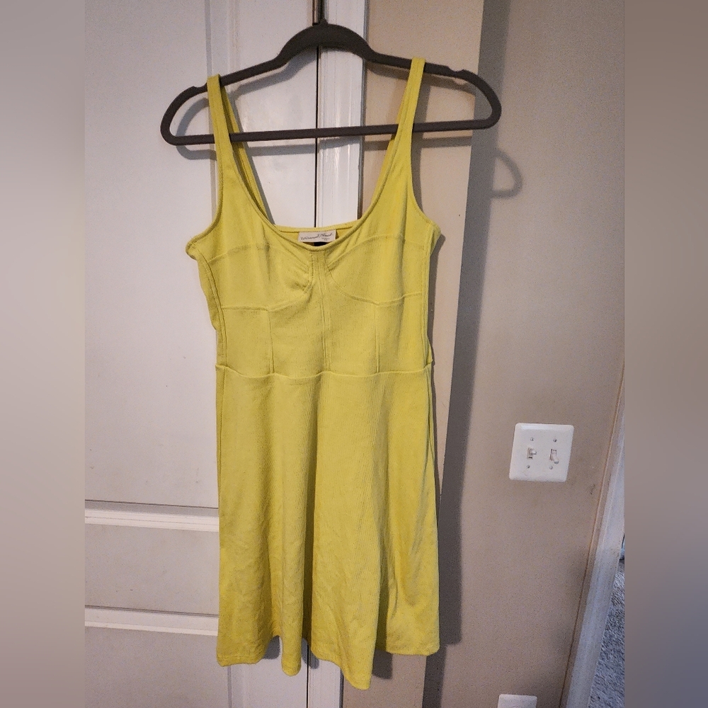 Universal Thread Lemon Ribbed Tank - Picture 3 of 6